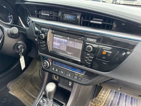 Used 2015 Toyota Corolla S FWD image 13