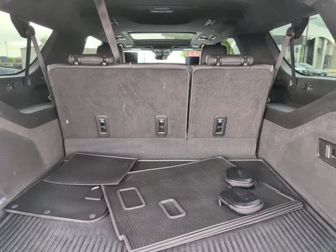 Used 2023 Cadillac Escalade ESV Sport Platinum AWD/4WD image 6