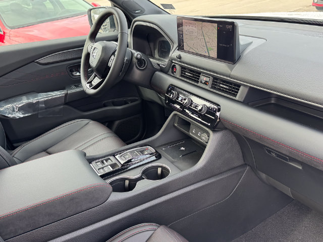 New 2026 Honda Pilot Black Edition image 9