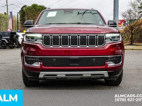 Used 2024 Jeep Wagoneer L Series II w/ Flexible Seating Group AWD/4WD image 9