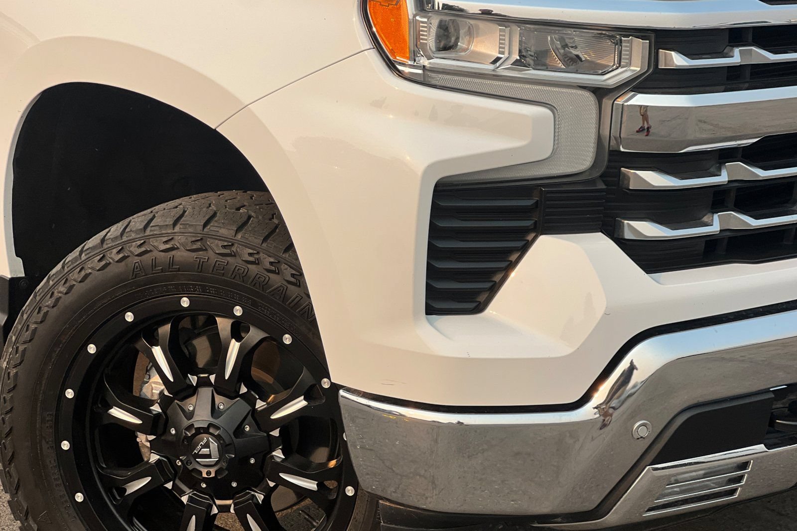 Used 2023 Chevrolet Silverado 1500 LTZ w/ Technology Package AWD/4WD image 30