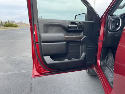 Used 2021 Chevrolet Silverado 1500 RST image 19