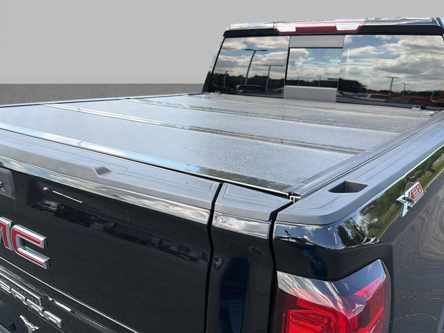 Certified 2019 GMC Sierra 1500 SLT w/ SLT Premium Plus Package AWD/4WD image 13