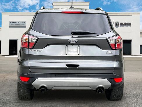 Used 2017 Ford Escape SE w/ Equipment Group 201A AWD/4WD image 4