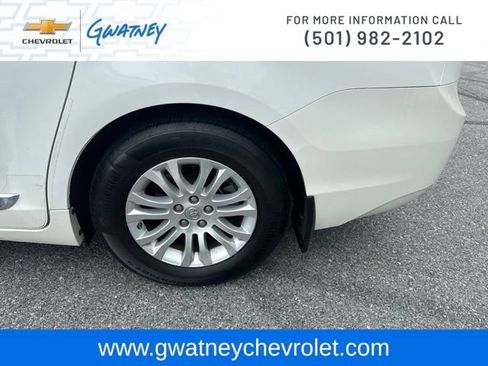 Used 2015 Toyota Sienna XLE Premium FWD image 10