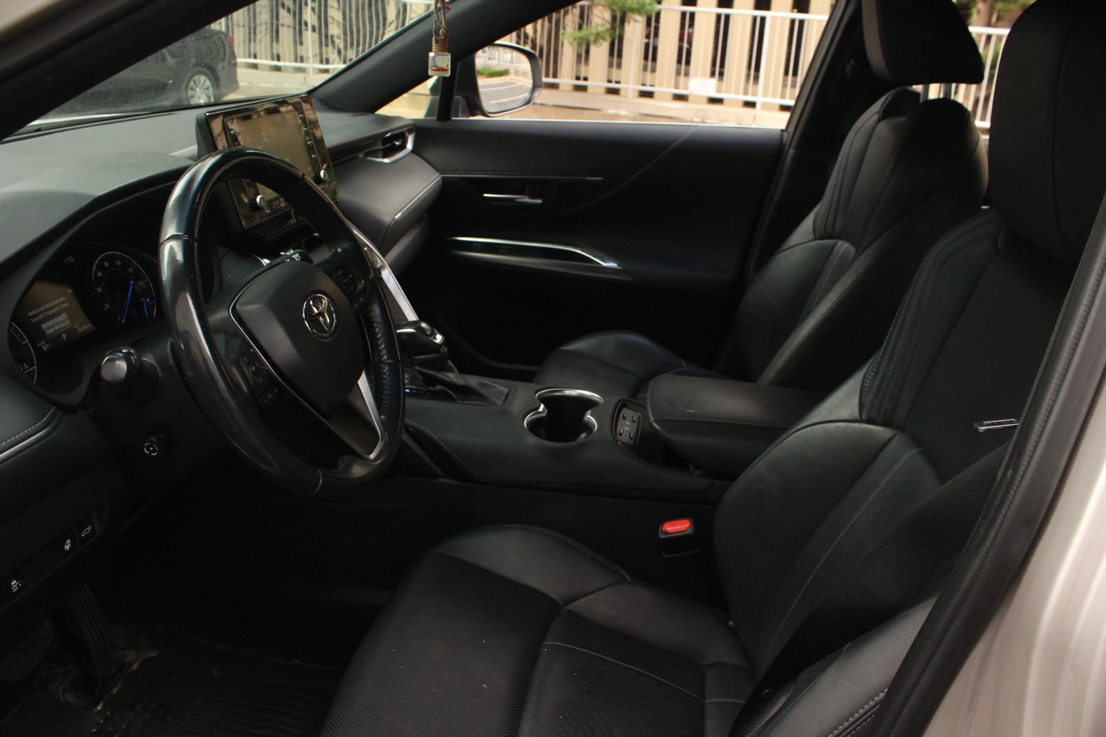 Used 2021 Toyota Venza XLE w/ Softex Package AWD/4WD image 14