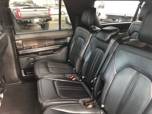 Used 2019 Ford Expedition Max Limited image 25