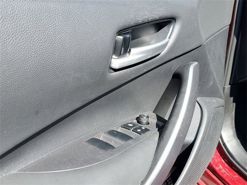 Used 2024 Toyota Corolla SE image 17