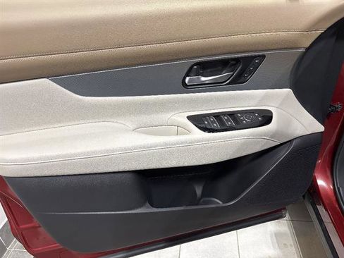 Used 2025 Nissan Murano Platinum w/ Cargo Package AWD/4WD image 8