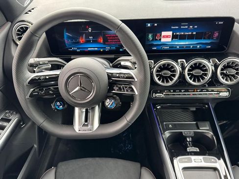 New 2026 Mercedes-Benz GLA 35 AMG 4MATIC image 25