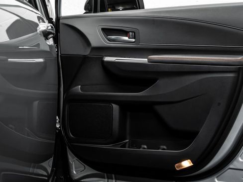 Used 2021 Toyota Sienna XSE image 20