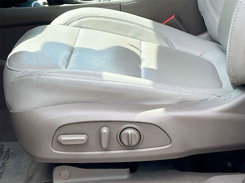 Used 2020 Chevrolet Traverse Premier w/ LPO, Floor Liner Package image 20