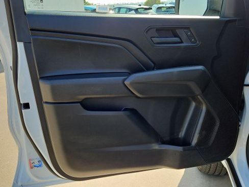 Used 2025 Chevrolet Colorado W/T RWD image 22
