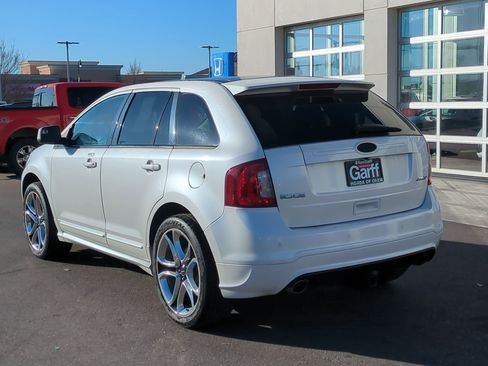 Used 2011 Ford Edge Sport w/ Driver Entry Pkg image 8