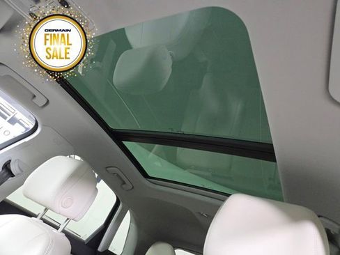 Used 2023 Audi Q3 2.0T Premium image 29