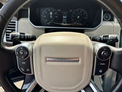 Used 2017 Land Rover Range Rover HSE image 31