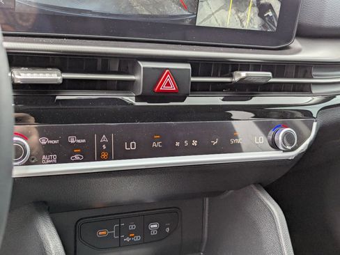 New 2026 Kia Sportage SX image 26