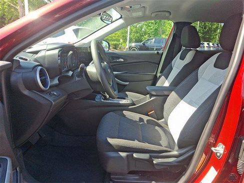 Used 2025 Chevrolet Trax LS image 13