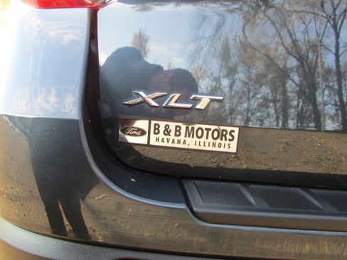 Certified 2023 Ford Explorer XLT w/ Equipment Group 202A image 10