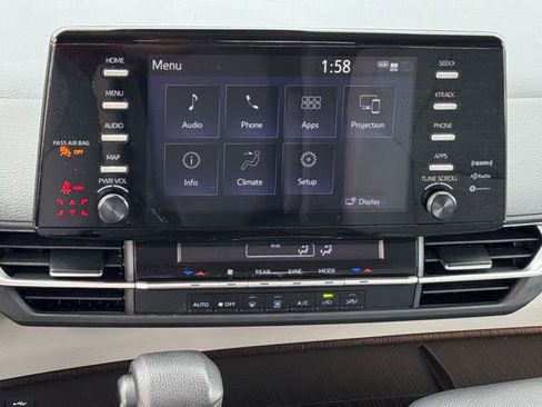 Used 2022 Toyota Sienna LE FWD image 20