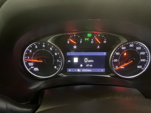 Used 2021 GMC Terrain SLE w/ Driver Convenience Package image 19