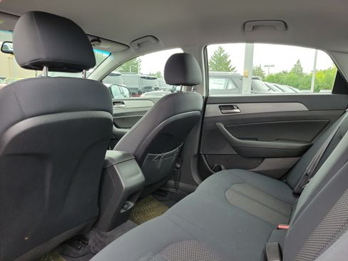 Used 2018 Hyundai Sonata SEL w/ Tech Package 02 FWD image 14