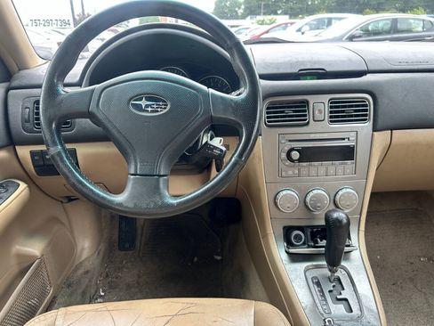 Used 2005 Subaru Forester 2.5XS L.L. Bean AWD/4WD image 10
