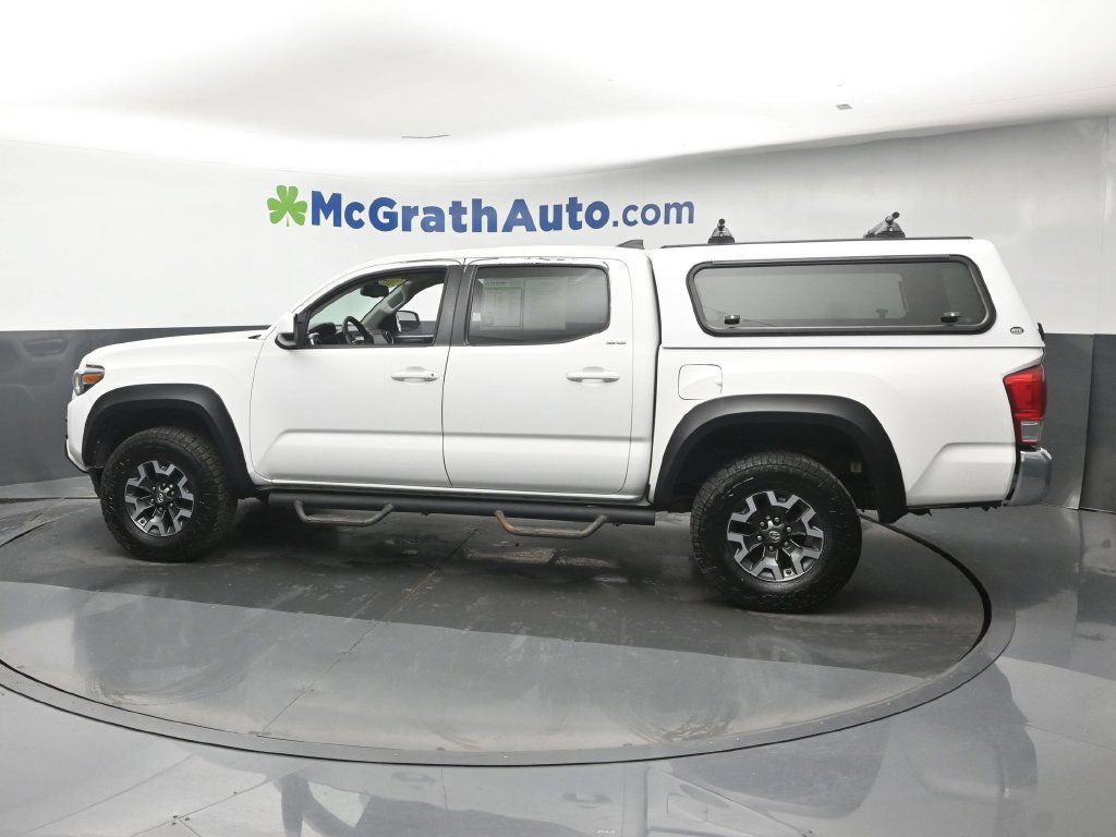 Used 2017 Toyota Tacoma SR5 w/ Tow Package AWD/4WD image 23
