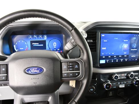 Used 2025 Ford F150 XLT w/ Equipment Group 301A Standard AWD/4WD image 17