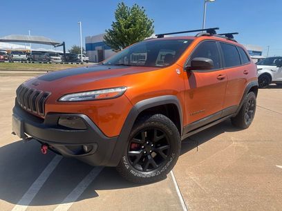Used 2016 Jeep Cherokee Trailhawk w/ Comfort/Convenience Group