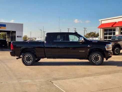 New 2026 RAM 2500 Limited image 10