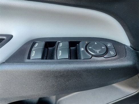 Used 2022 Chevrolet Equinox LT image 31