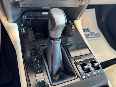Used 2021 Lexus GX 460 Premium AWD/4WD image 19