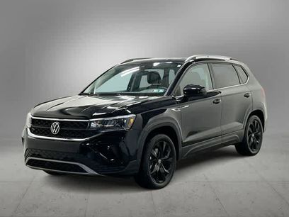 Certified 2023 Volkswagen Taos SE w/ Panoramic Sunroof Package