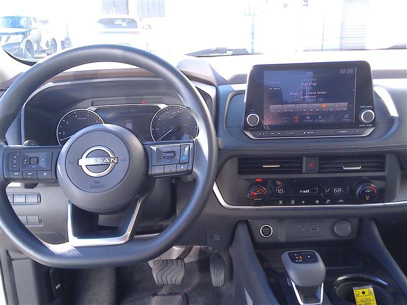 Used 2023 Nissan Rogue SV AWD/4WD image 10