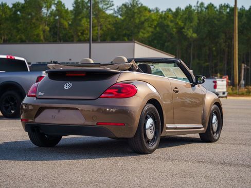 Used 2014 Volkswagen Beetle 1.8T FWD image 13