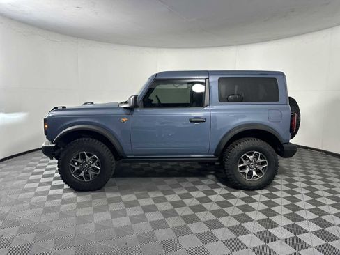 Used 2025 Ford Bronco Badlands AWD/4WD image 4