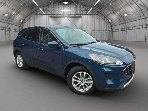 Used 2020 Ford Escape SE FWD image 7