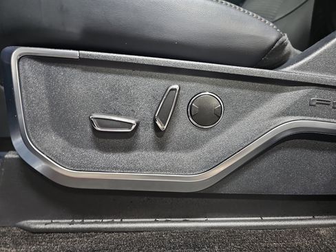 Used 2023 Ford F150 Raptor w/ Raptor Carbon Fiber Package image 29