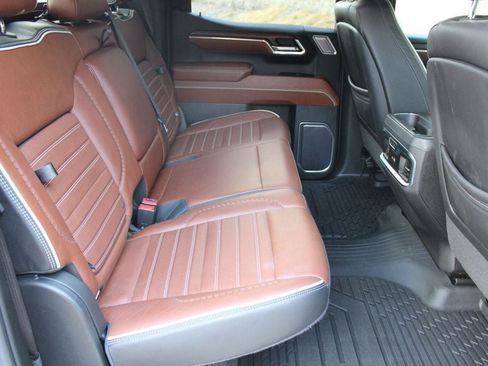 Used 2023 GMC Sierra 1500 Denali Ultimate AWD/4WD image 30