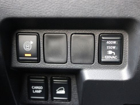 Certified 2022 Nissan Frontier PRO-4X w/ Pro-4X Premium Package image 32