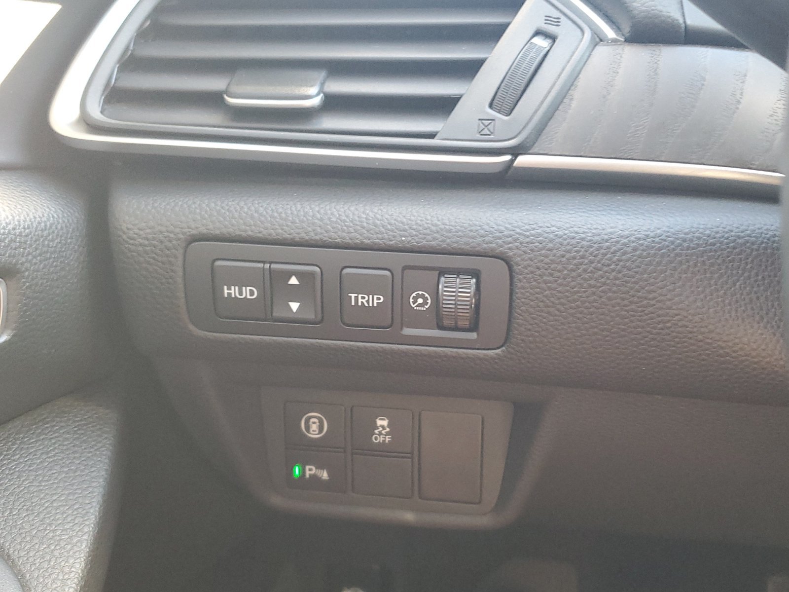 Used 2018 Honda Accord Touring image 22