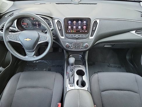 Used 2023 Chevrolet Malibu LT FWD image 17