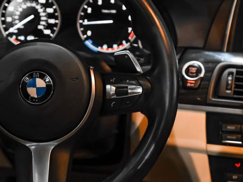 Used 2016 BMW 528i Sedan RWD image 18