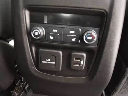 Used 2021 Buick Enclave Avenir w/ Avenir Technology Package image 37