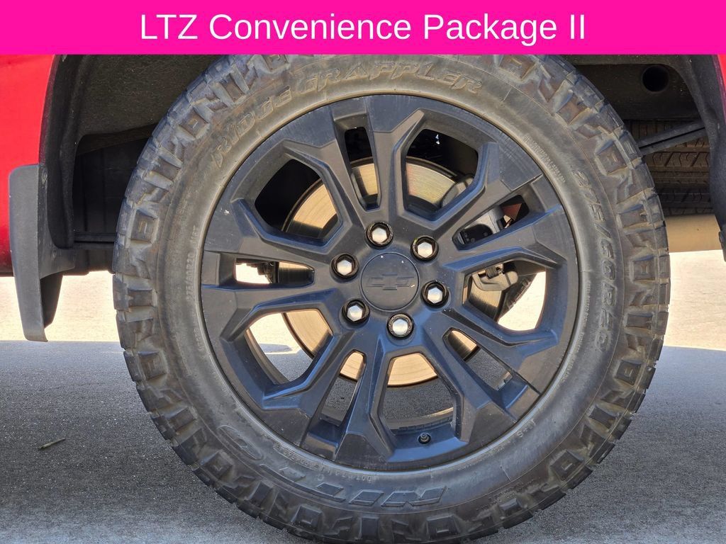 Used 2023 Chevrolet Silverado 1500 LTZ w/ LTZ Convenience Package II AWD/4WD image 12