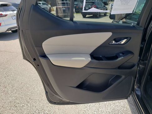 Used 2023 Chevrolet Traverse LS w/ Safety Package AWD/4WD image 12