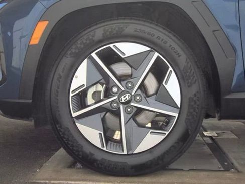 Certified 2025 Hyundai Tucson SEL FWD image 6