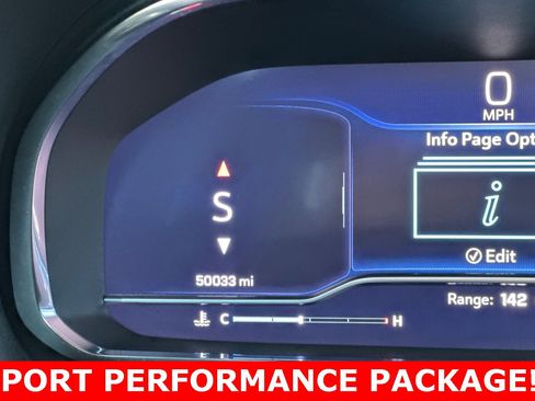 Used 2022 Chevrolet Tahoe RST w/ Sport Performance Package image 26