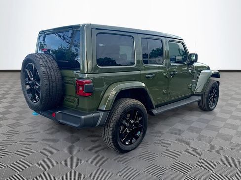Used 2023 Jeep Wrangler Unlimited Sahara w/ Cold Weather Group AWD/4WD image 6